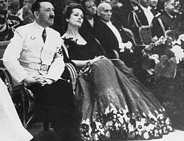 zhenyi-i-favoritki-diktatorov