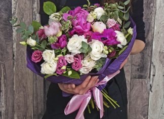 Как заказать букет цветов с доставкой