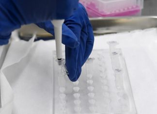 В Литве обнаружили первые два случая заражения «омикроном»