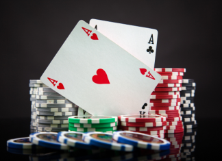 Как правильно разыгрывать ривер в покере?