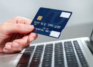 Микрозаймы через интернет: преимущества, перспективы и потенциальные опасности.